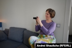 Алеся спеціально купила фотоапарат, щоб відправляти фотографії дітей Андрію у в'язницю