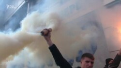 У Києві активісти замурували «Сбербанк» (відео) У Києві активісти замурували «Сбербанк» (відео)