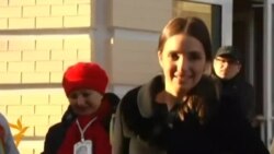 Євгенія Тимошенко зачитала заяву Юлії Тимошенко Євгенія Тимошенко зачитала заяву Юлії Тимошенко