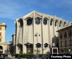 Синагога в Ливорно, построенная в 1960-е гг.