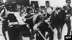 Арест Гаврило Принципа сразу после убийства. Сараево, 28 июня 1914