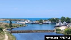 Малые ракетные катера проекта 1241 «Молния-1» в Карантинной бухте аннексированного Севастополя. Архивное фото