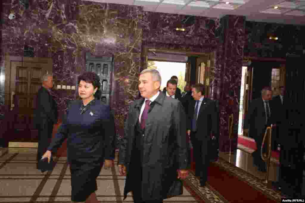 Президент РТ Рустам Минниханов и секретарь Госсовета РТ Лилия Маврина