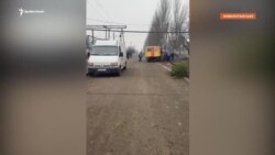 Запах газа, дыра в доме: последствия обстрела Новолуганского Запах газа, дыра в доме: последствия обстрела Новолуганского