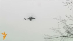 As Ukrainian Forces Approach, Gunmen Maintain Barricades At Slovyansk Police Station