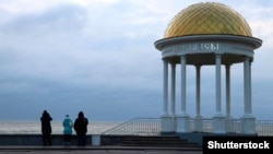 В.о. мера Бердянська також у зверненні попросив усіх бердянців залишатися вночі в укриттях