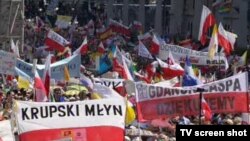 Під час беатифікації Івана Павла II (фото з телеекрана)