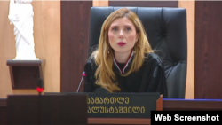 ნინო გალუსტაშვილი