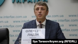 13 жовтня Олексій Ладін був затриманий у Севастополі. Суд заарештував його на два тижні