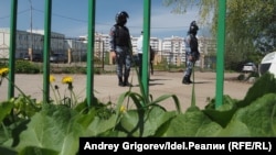 Казанский Колумбайн: люди после трагедии в школе на Файзи