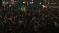 У Румунії тисячі людей вийшли на протест проти перегляду судової системи (відео) У Румунії тисячі людей вийшли на протест проти перегляду судової системи (відео)