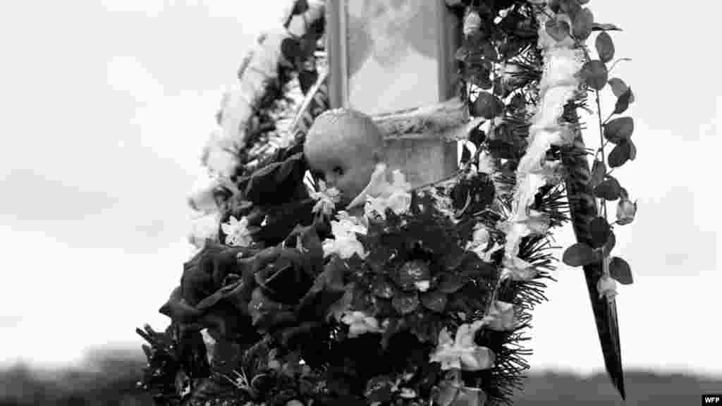 Мемориальное кладбище «Город ангелов», Беслан, Северная Осетия. Джеймс Хилл  