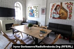 Так виглядає приміщення Школи бандури та українського живопису імені Василя Сліпака, яку власноруч створили жителі міста