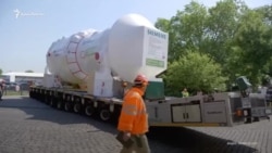Вопреки санкциям: как россияне доставили турбины Siemens в Крым? (видео) Вопреки санкциям: как россияне доставили турбины Siemens в Крым? (видео)