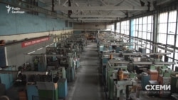 Знімальна група «Схем» побувала на заводі і на власні очі побачила , що до комунікацій нині «Буревісник» не підключений