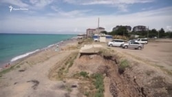 «Обвальное» лето: опасный отдых в крымской Николаевке (видео) «Обвальное» лето: опасный отдых в крымской Николаевке (видео)