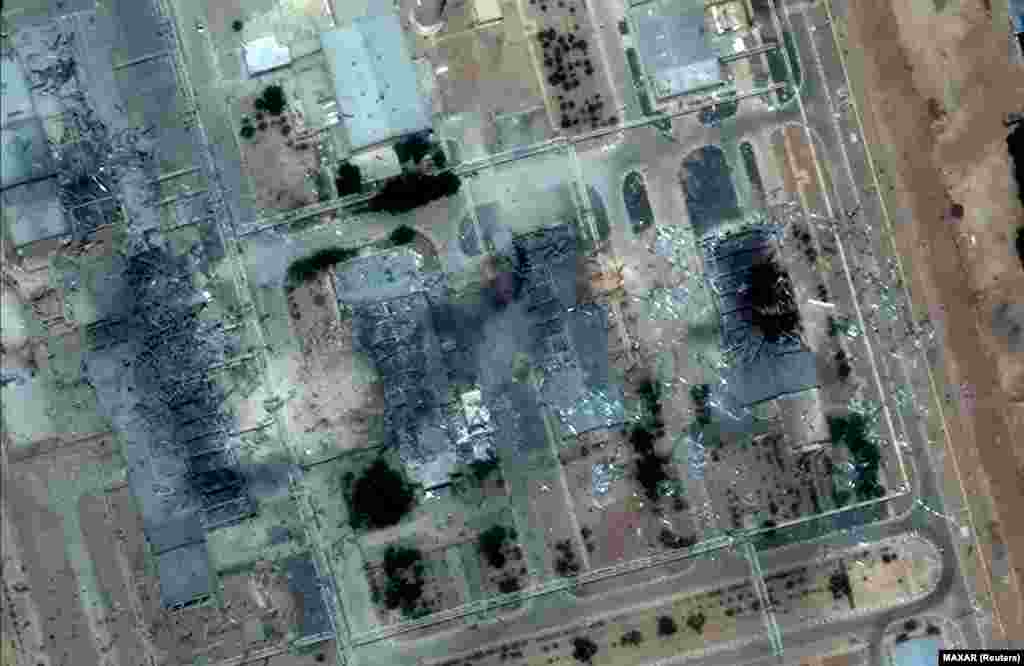 Satelitski snimak od 19. juna zgrade u Centru za nuklearnu tehnologiju u Isfahanu već pokazuje neke znakove oštećenja zbog izraelskih napada. Snimak napravljen 22. juna nakon američkih napada pokazuje široko rasprostranjeno uništenje lokacije.