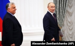 Прем'єр-міністр Угорщини Віктор Орбан (ліворуч) і очільник Росії Володимир Путін. Москва, 5 липня 2024 року
