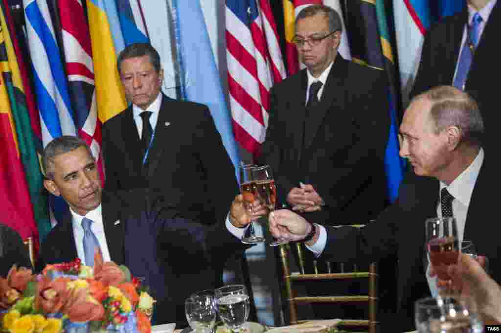 Тост за обедом во время Генеральной Ассамблеи ООН, 28 сентября 2015 года.  