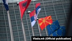 Основними темами щорічних переговорів під назвою Берлінський процес є інтеграція Західних Балкан у єдиний ринок і підтримка їхньої зеленої та цифрової трансформації