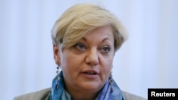 Зранку 17 вересня колишня голова Національного банку України Валерія Гонтарева заявила, що вночі спалили її будинок в селі Гореничі під Києвом