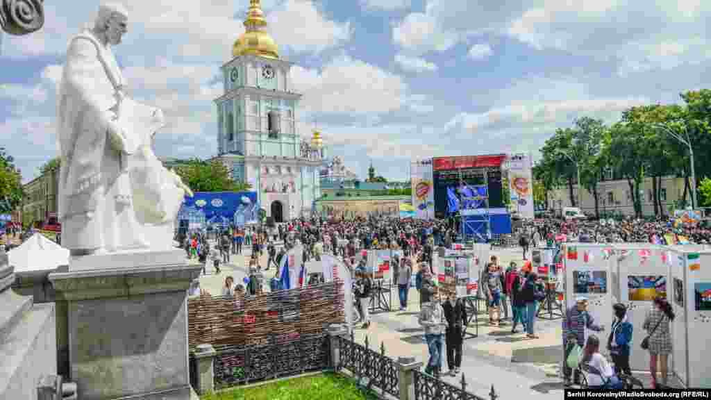 «Пікнік у Європі» відкрився в суботу на Михайлівської площі 