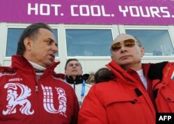 Віталій Мутко та Володимир Путін під час ігор у Сочі