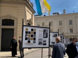 Виставка у Львові, присвячена Іванові Павлу ІІ