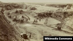 Залізорудний кар'єр, Кривий Ріг 1899 рік