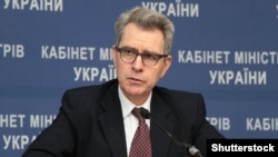 Архівна світлина. Тодішній посол США в Україні Джеффрі Паєтт. Київ, 2015 рік