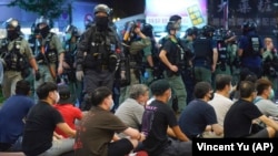 Байден звинуватив Пекін у «підриві прав і свобод у Гонконзі»