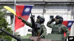 Парад армии Тайваня (архивное фото)