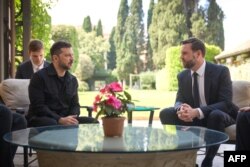 Рим. Зустріч 18 травня віцепрезидента США Джей Ді Венса та президента України Володимира Зеленського