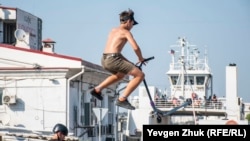 В Севастополь вернулась жара (фотогалерея)