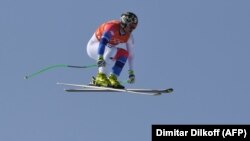 Політ над трасою на тренуванні олімпійських гірськолижників, ілюстративне фото