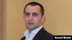 У січні 2020 року у Державній міграційній службі України повідомили, що відомство не ухвалювало жодних рішень про видворення з країни Ельвіна Ісаєва