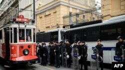 Стамбул, проспект Истикляль