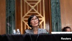 Сенат, 18-уми ноябри соли 2021. Номзади Ҷо Байден Сауле Умарова ба саволҳои аъзои сенат посух медиҳад