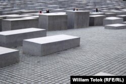 Меморіал жертвам Голокосту. Берлін, Німеччина