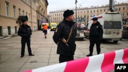 Поліція на місці вибуху, Санкт-Петербург, Росія, 3 квітня 2017 року