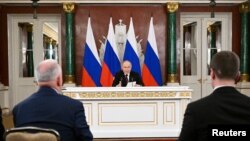 Президент России Владимир Путин делает заявление для СМИ в Кремле в Москве, Россия, 11 мая 2025 года