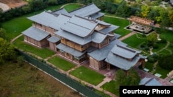 Дом, который по оценке Фонда борьбы с коррупцией, принадлежит семье министра обороны России Сергея Шойгу