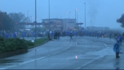 Migranti 'zarobljeni' na granici kod Slovenije Migranti 'zarobljeni' na granici kod Slovenije