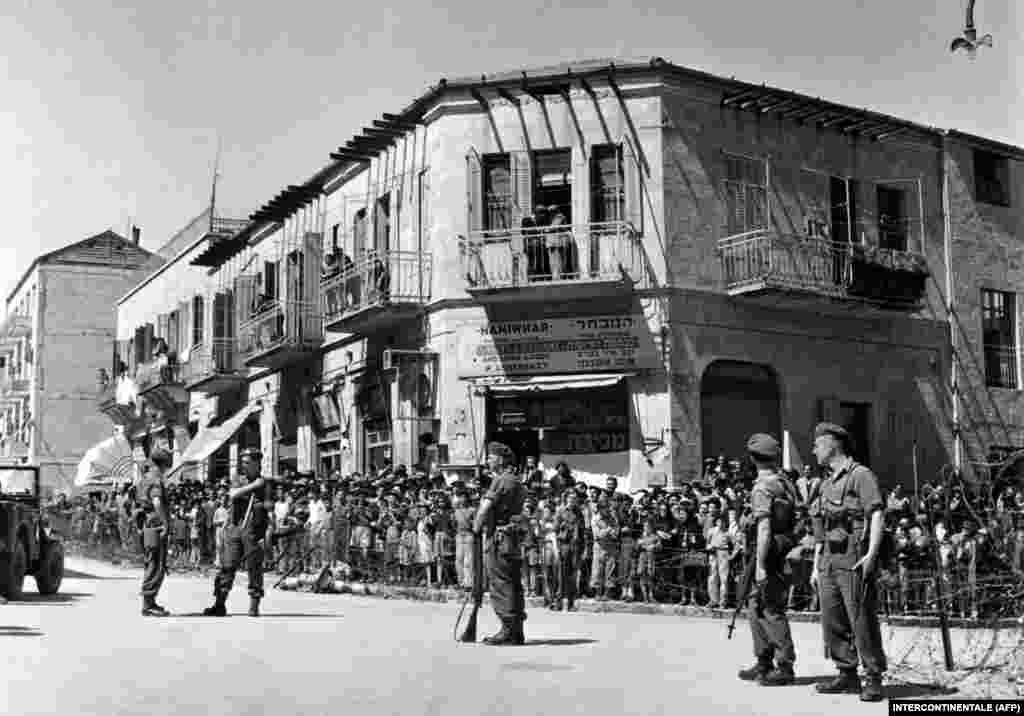 В результаті Ізраїль завдав арабам низку поразок і захопив значну частину територій. Араби перейшли до переговорів, й уклали угоди про перемир’я. Проте, вони мали тимчасовий характер і остаточно не регулювали територіальні питання. Пізніше бойові зіткнення між арабською коаліцією та ізраїльтянами продовжилися і тривають й до нинішнього дня