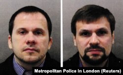 Зліва направо: «Олександр Петров» (Олександр Мішкін) і «Руслан Боширов» (Анатолій Чепіга). Їх у Британії звинувачують у безпосередній участі в отруєнні ексагента ГРУ Сергія Скрипаля