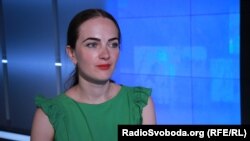 За словами Олександри Матвійчук, через те, що в Україні досі не ухвалений закон про воєнні злочини відбувається «холодна амністія»