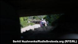 КПВВ біля Станиці Луганської на Донбасі