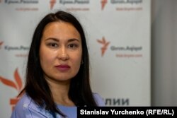 Член Меджлісу кримськотатарського народу Гаяна Юксель