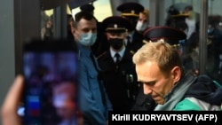 Російський опозиціонер Олексій Навальний перед затриманням, аеропорт «Шереметьєво», Росія, 17 січня 2020 року