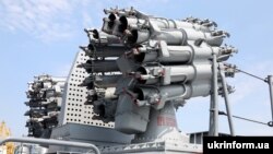 Обладнання на фрегаті «Гетьман Сагайдачний» під час медіа-дня «Морський компонент» у межах міжнародних військових навчань Сі-Бриз-2019. Одеса, 5 липня 2019 року